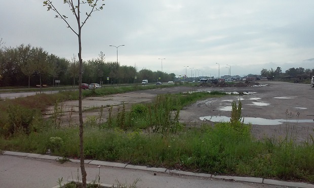 ФИЛМСКА ПОТЕРА У НИШУ: Колима ударио полицајца, па побегао патроли